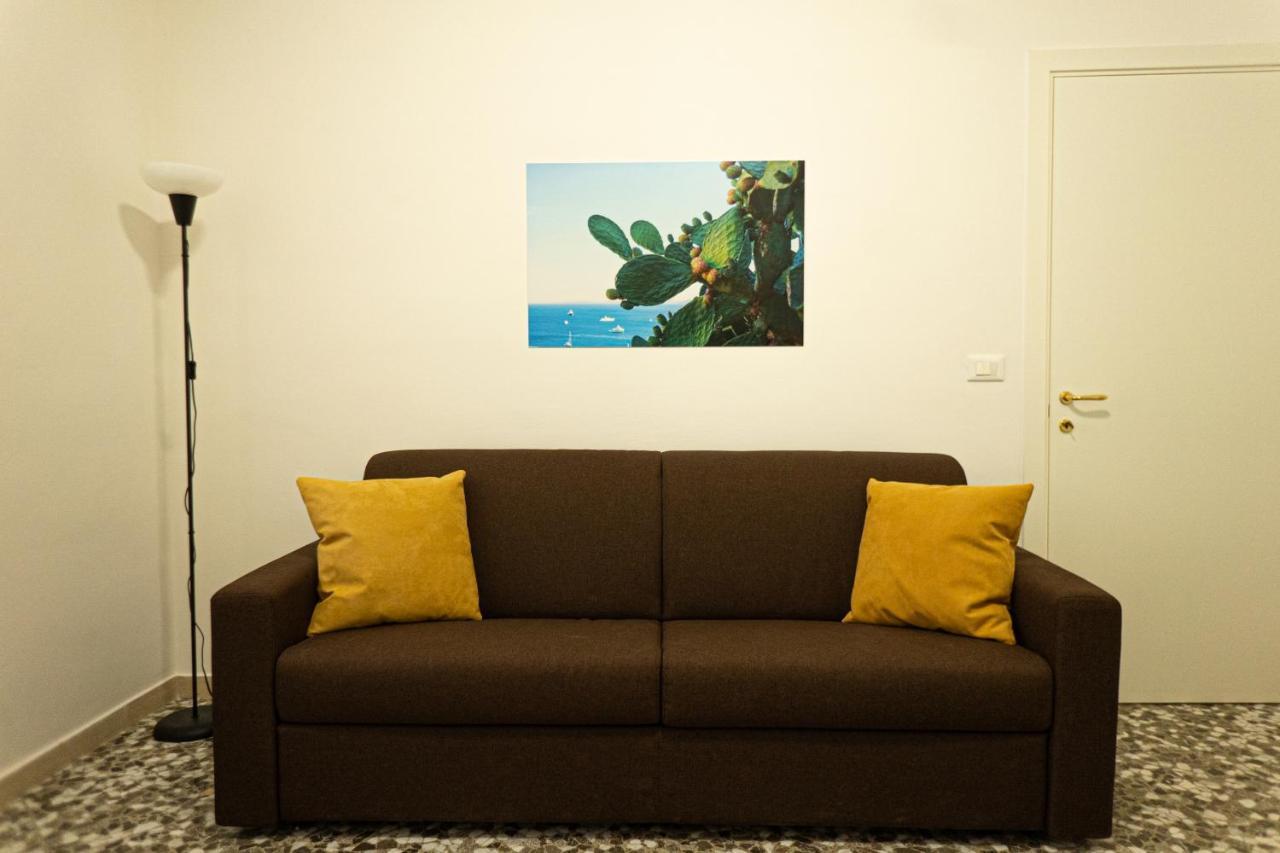 Cityflat Guest House Bari Bagian luar foto