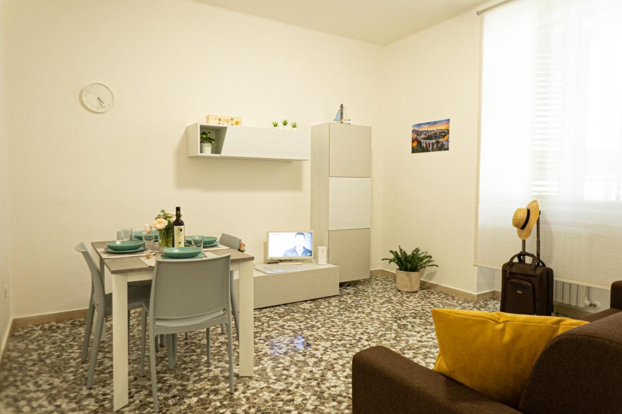 Cityflat Guest House Bari Bagian luar foto