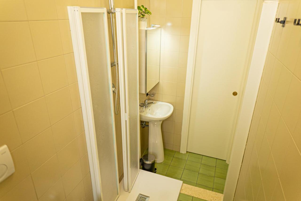 Cityflat Guest House Bari Bagian luar foto